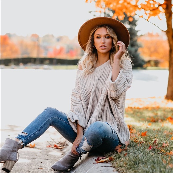 Cloudy Day Knit Sweater Vici - Picture 3 of 8